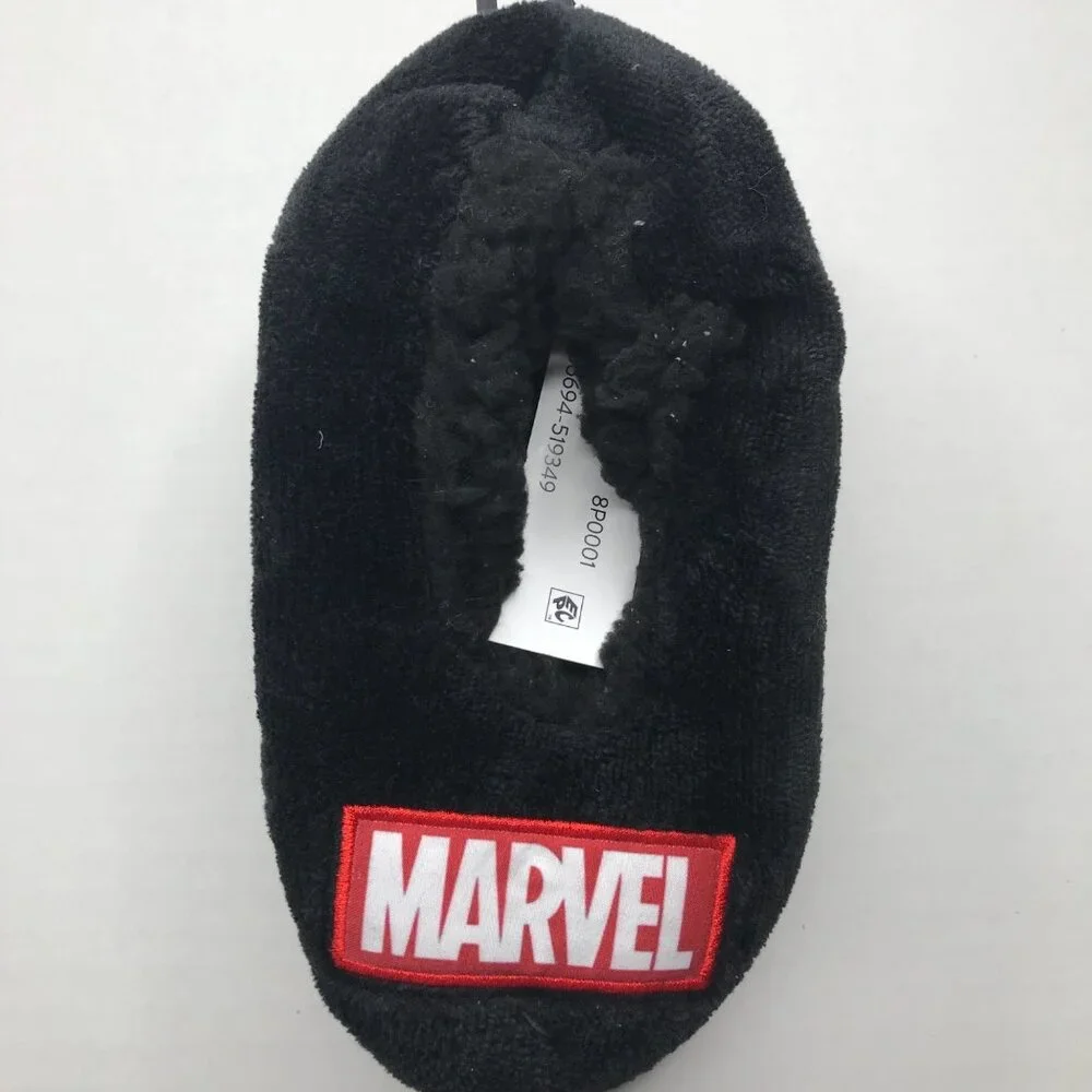 Marvel Children’s Fuzzy Babba Slipper Socks Size S/M 8-13 New